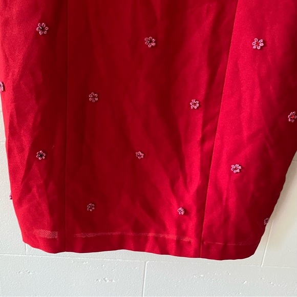 Vintage Red Dress with Flower Appliqués - Picture 7 of 13